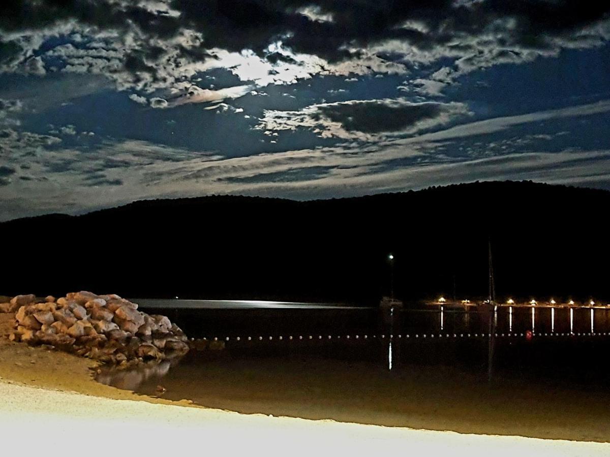 Villa Sunshine Baum Marina Esterno foto