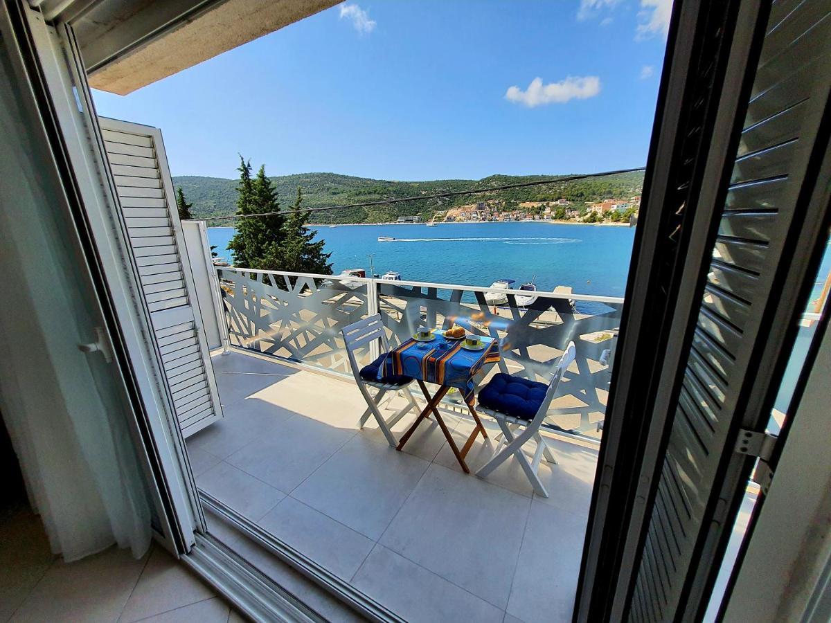 Villa Sunshine Baum Marina Esterno foto